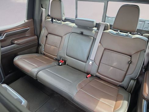 Used 2024 GMC Sierra 1500 Denali AWD/4WD image 13