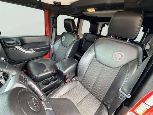Used 2014 Jeep Wrangler Unlimited Sport AWD/4WD image 15
