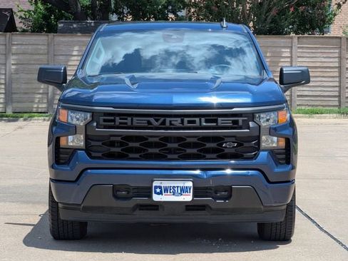 Used 2022 Chevrolet Silverado 1500 Custom w/ LPO, Dark Essentials Package RWD image 8
