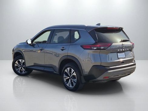 Used 2022 Nissan Rogue SV w/ SV Premium Package FWD image 6