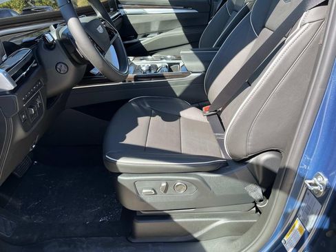 New 2026 Cadillac Escalade Luxury w/ Touring Package image 20