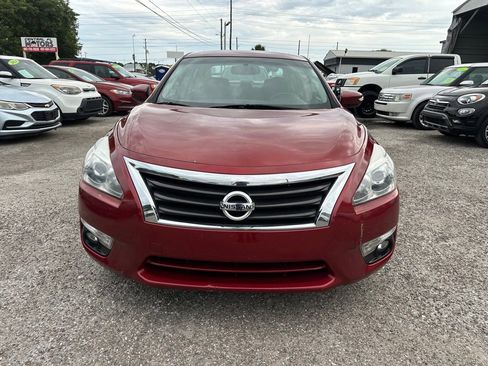 Used 2013 Nissan Altima 2.5 SV w/ 2.5SV Convenience Pkg FWD image 2