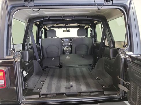 Used 2021 Jeep Wrangler Unlimited Sport AWD/4WD image 26