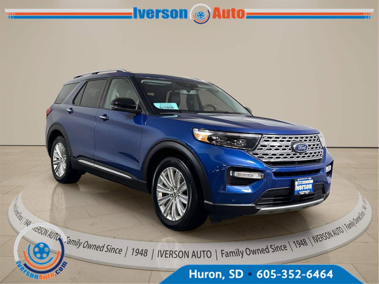 Used 2020 Ford Explorer Limited w/ Class III Trailer Tow Package AWD/4WD image 1
