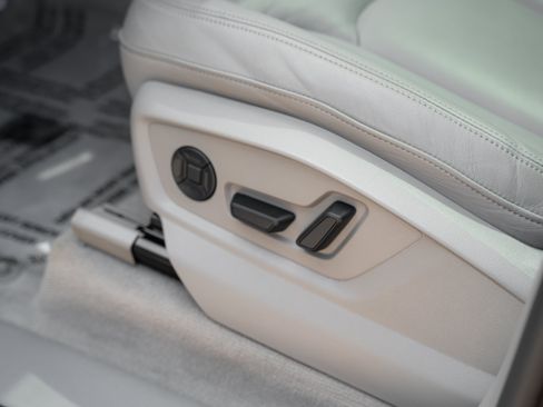 Certified 2022 Audi Q7 3.0T Premium Plus AWD/4WD image 19