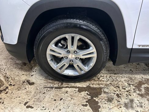 Used 2018 GMC Terrain SLE w/ Driver Convenience Package AWD/4WD image 11