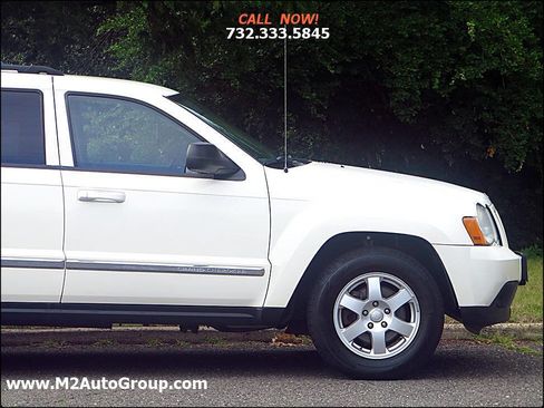 Used 2010 Jeep Grand Cherokee Laredo image 27