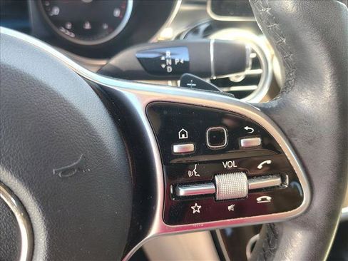 Used 2020 Mercedes-Benz GLC 300 image 9