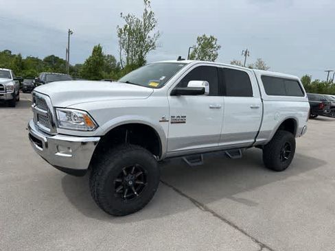 Used 2015 RAM 2500 Laramie AWD/4WD image 14