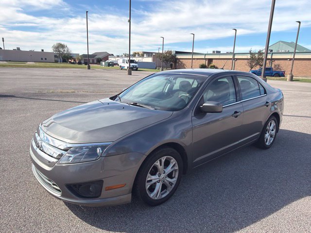 Used 2012 Ford Fusion SE FWD image 2