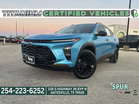 Used 2025 Chevrolet Trax ACTIV w/ Driver Confidence Package image 1