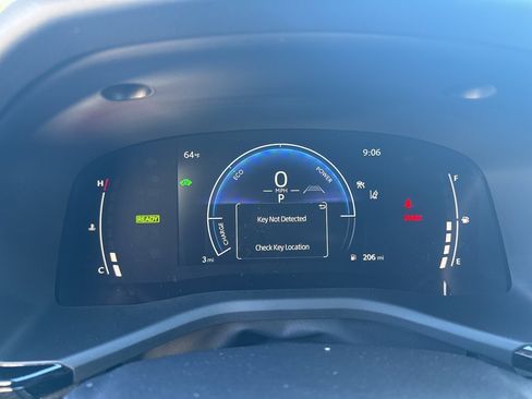 Used 2026 Toyota Camry SE image 14