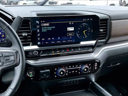 Used 2024 Chevrolet Silverado 2500 High Country w/ High Country Premium Package image 17