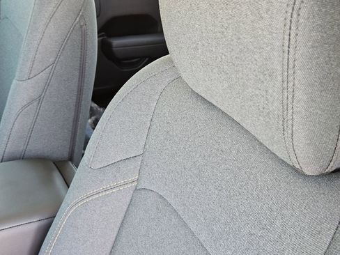 New 2025 Jeep Gladiator Sport image 22