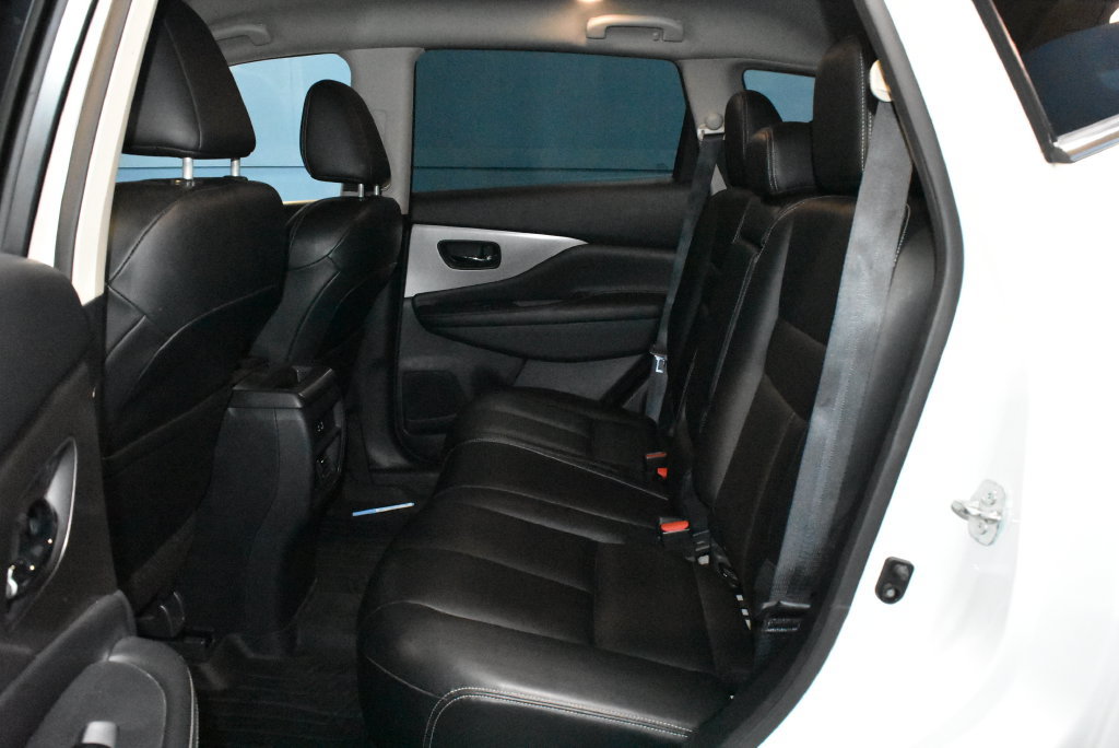 Used 2023 Nissan Murano SV AWD/4WD image 19
