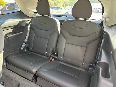 Certified 2025 Volvo EX90 Ultra image 16