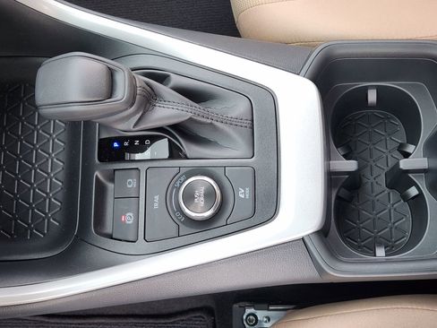 New 2025 Toyota RAV4 LE image 19