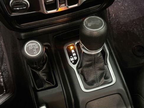 Used 2023 Jeep Wrangler Unlimited w/ Cold Weather Group image 14