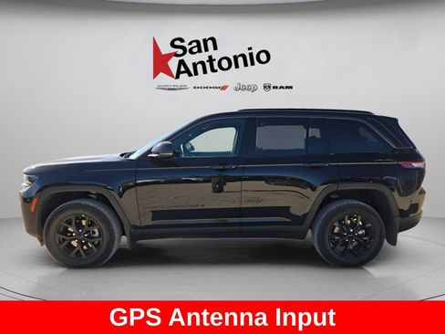 New 2026 Jeep Grand Cherokee Altitude AWD/4WD image 5