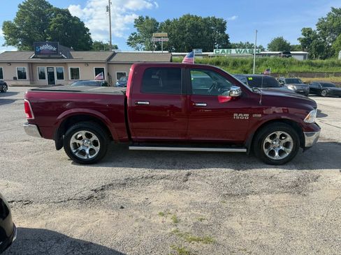 Used 2017 RAM 1500 Laramie w/ Convenience Group AWD/4WD image 2