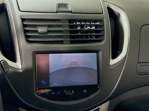 Used 2016 Chevrolet Trax LT w/ LT Convenience Package image 7