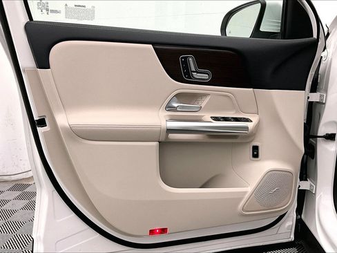 Used 2026 Mercedes-Benz GLA 250 image 24