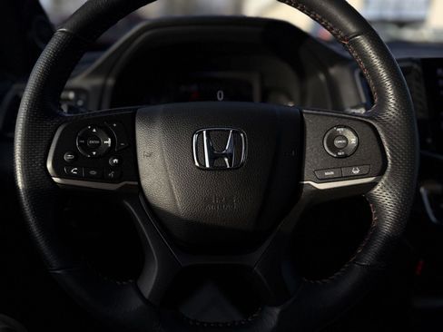 Used 2023 Honda Passport TrailSport image 17