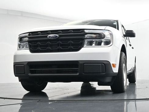 Certified 2024 Ford Maverick XL FWD image 33