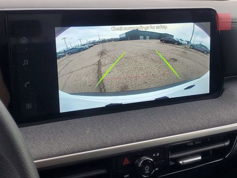 New 2026 Nissan Kicks SV image 19