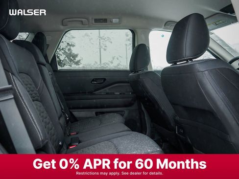 New 2025 Nissan Pathfinder SV w/ Black Appearance Package image 13