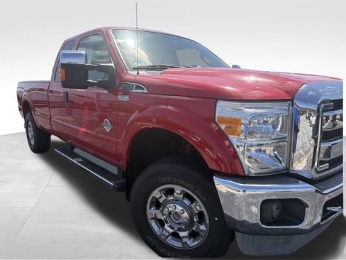 Used 2014 Ford F250 XLT w/ XLT Premium Package AWD/4WD image 14