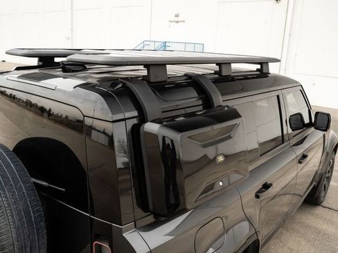 Used 2022 Land Rover Defender 110 X image 13