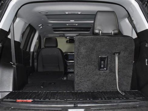 Used 2021 GMC Acadia AT4 w/ Preferred Package image 35