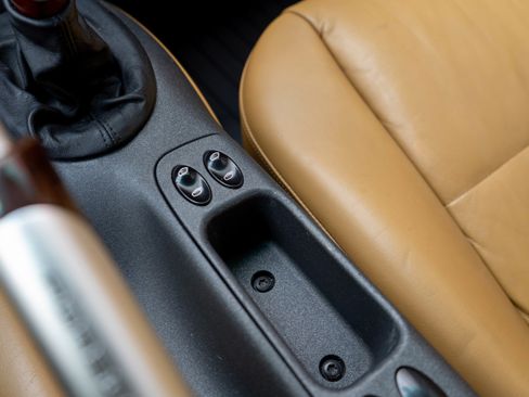 Used 1999 Porsche 911 Carrera 4 image 21