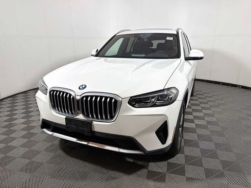 Used 2024 BMW X3 xDrive30i w/ Convenience Package AWD/4WD image 3