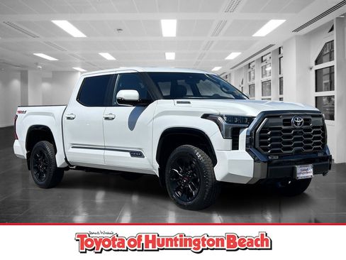 Used 2025 Toyota Tundra Platinum image 1