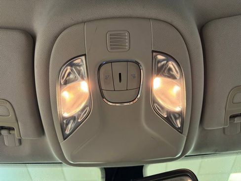 Used 2019 Jeep Compass Trailhawk AWD/4WD image 43