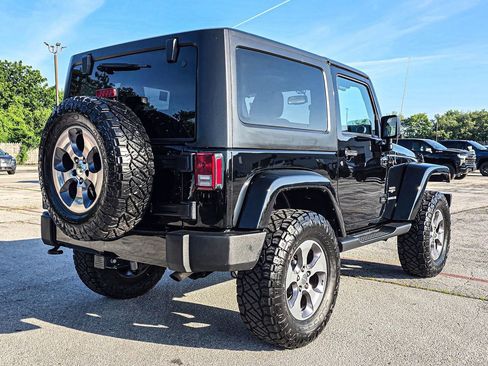 Used 2016 Jeep Wrangler Sahara w/ Dual Top Group AWD/4WD image 6