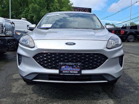 Certified 2020 Ford Escape SE AWD/4WD image 3