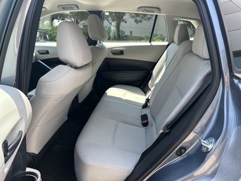 Used 2025 Toyota Corolla Cross L FWD image 25