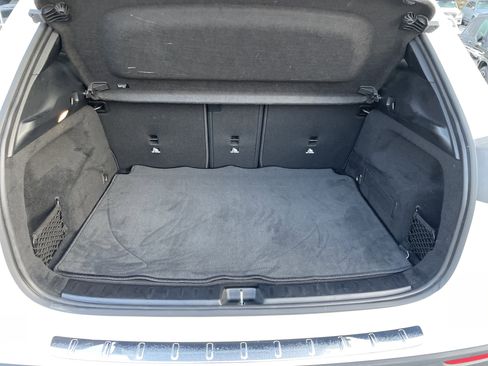 Certified 2025 Mercedes-Benz GLA 250 4MATIC image 10