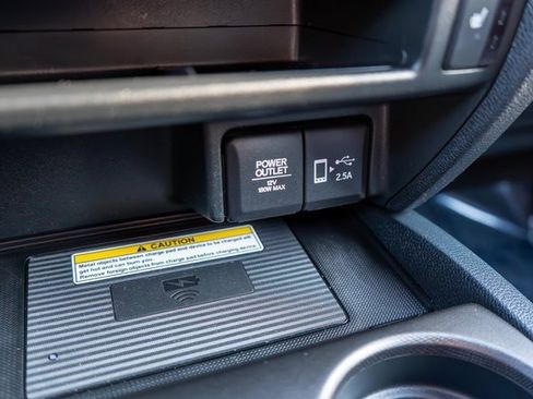 Used 2022 Honda Pilot TrailSport image 37