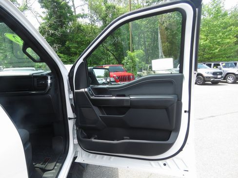 Used 2022 Ford F150 XLT w/ Equipment Group 302A High image 15