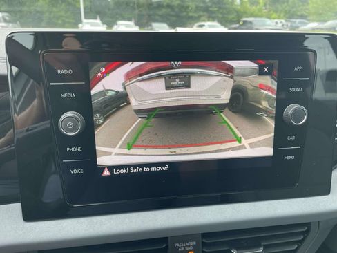 New 2026 Volkswagen Jetta SE FWD image 26