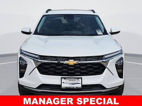 New 2026 Chevrolet Trax LT w/ Driver Confidence Package image 8