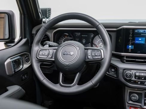 Used 2024 Jeep Wrangler Unlimited Rubicon 392 image 59