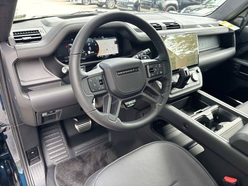 New 2026 Land Rover Defender 110 OCTA AWD/4WD image 22