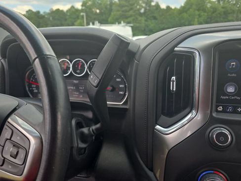 Used 2021 Chevrolet Silverado 1500 RST w/ Z71 Off-Road Package AWD/4WD image 25