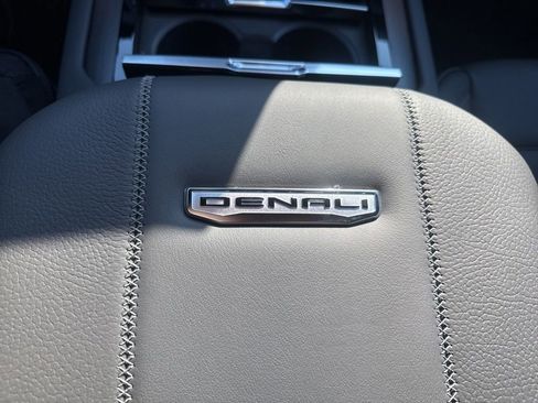 New 2026 GMC Yukon Denali w/ Denali Reserve Package AWD/4WD image 77