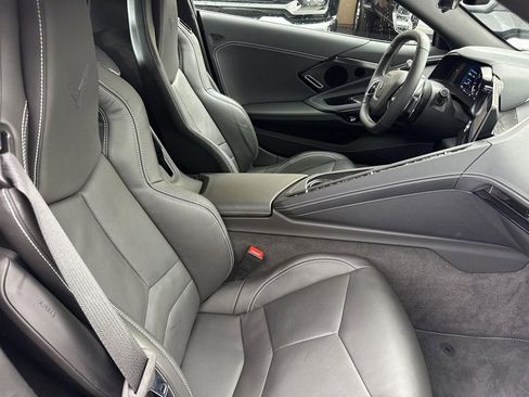 Used 2024 Chevrolet Corvette Stingray Preferred Cpe w/ Stealth Interior Trim Package image 24